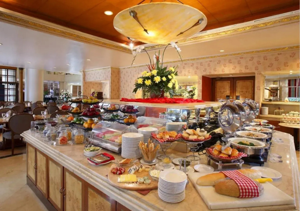 Ambhara Hotel Jakarta