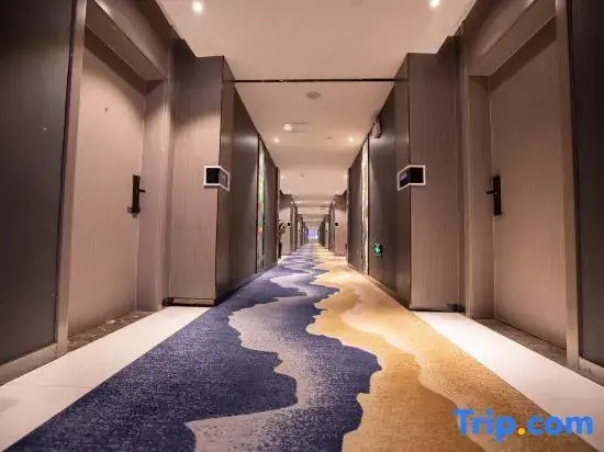 Sewen Hotel (Zhengzhou Jindai Industrial Park Cloud Times Square Branch)