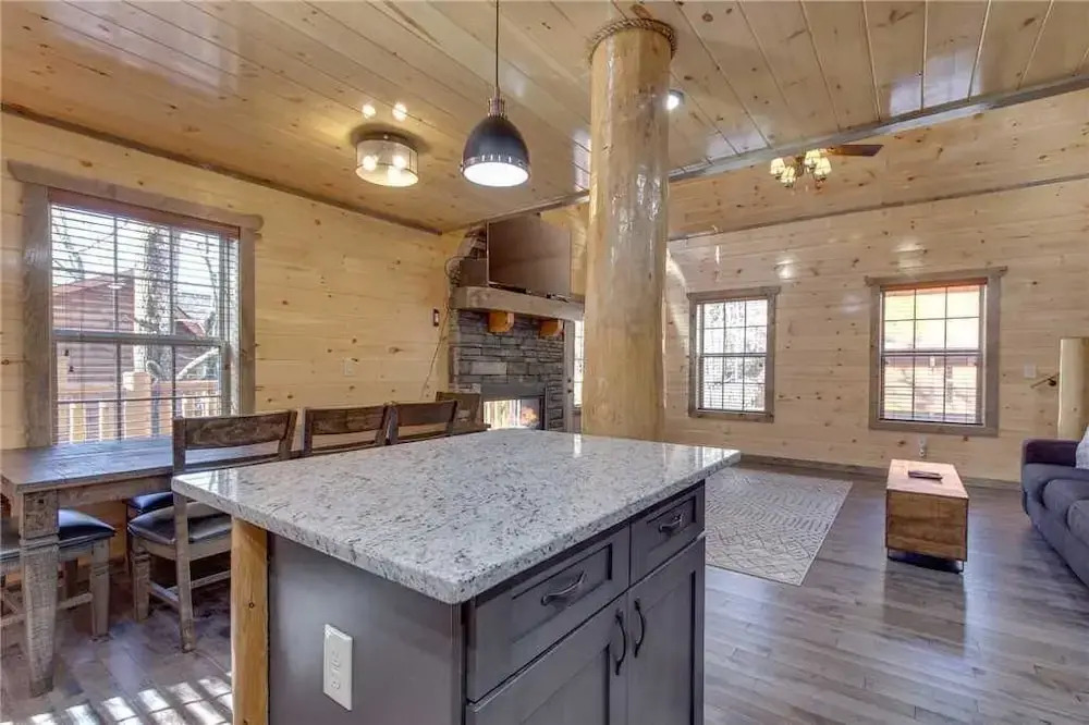 Mirror Pond - Four Bedroom Cabin