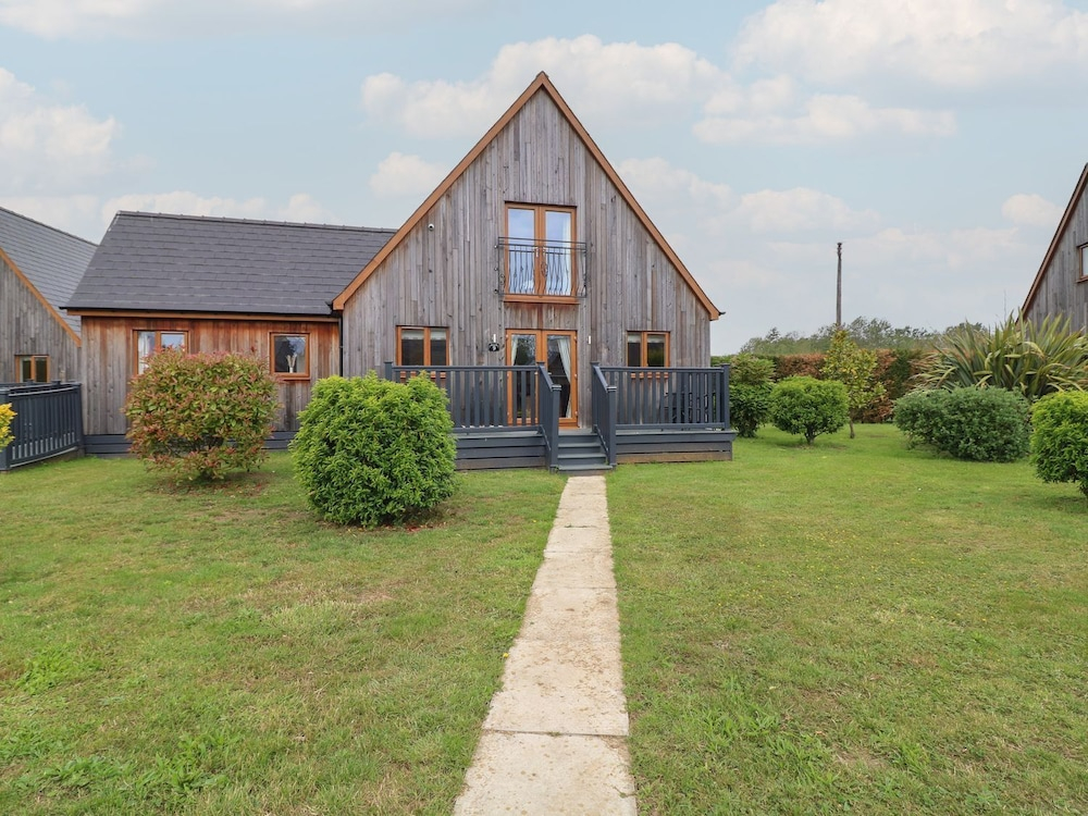 James Ville Marina Lodge 9