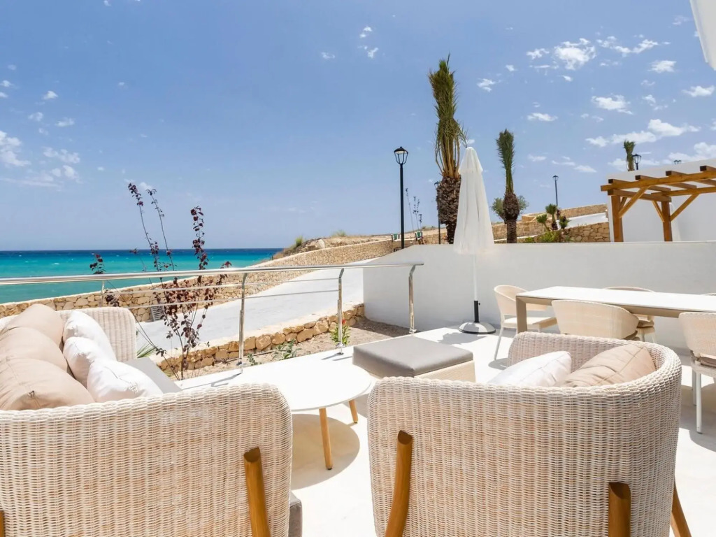 Nice apartment with sea view, on the Spanish coast