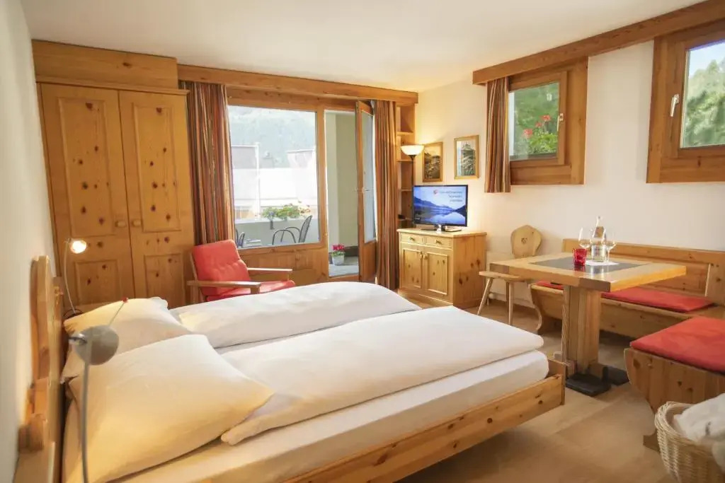 Hotel Chesa Surlej