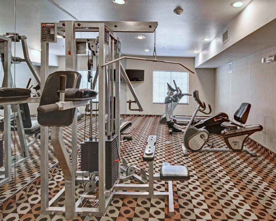 Best Western Carthage Inn & Suites