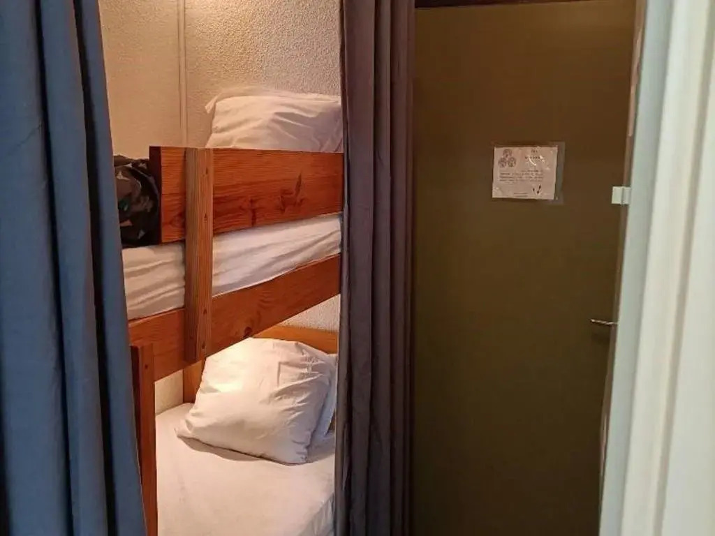 Appartement Arette, 2 pièces, 4 personnes - FR-1-602-25