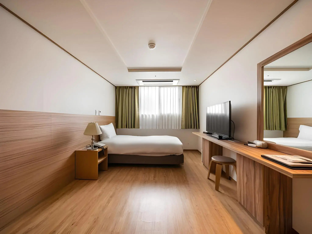 Hotel Rest Seogwipo