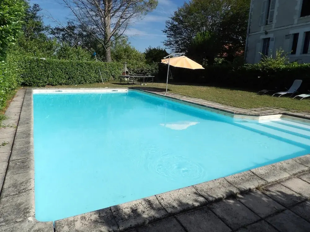 Villa With 7 Bedrooms in Hautefort, With Private Pool and Furnished Ga