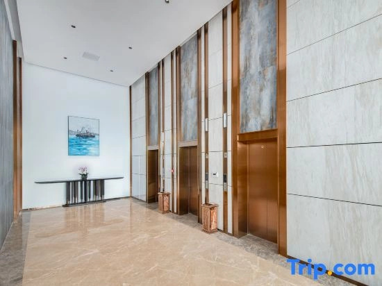 Weigang Supreme International Hotel (Beihai International Wharf Qiaogang Style Street)