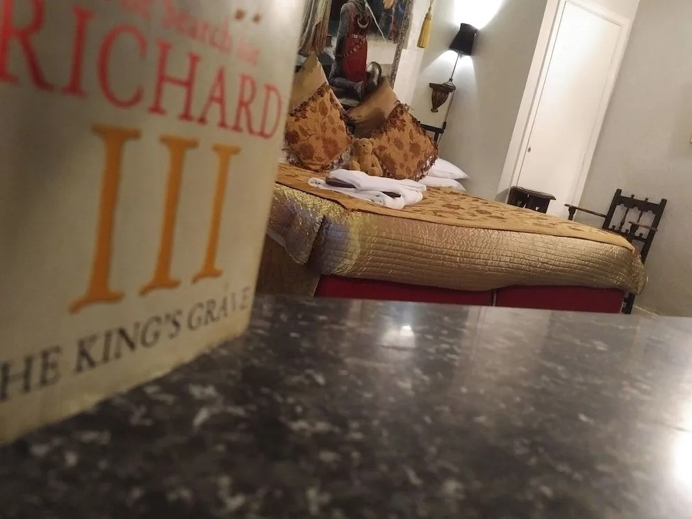 Richard III - Pub with Rooms
