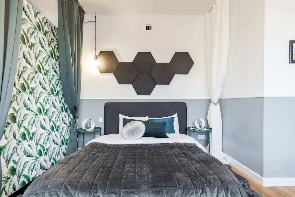 Warsaw Center Apartment