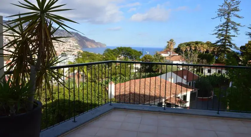 Luxury Jasmineiro House