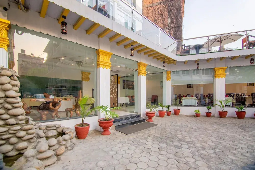 Durbar Hotel & Residence