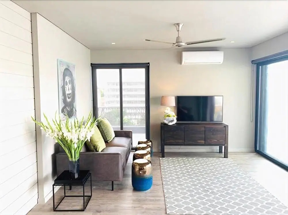 64 Kloof Street