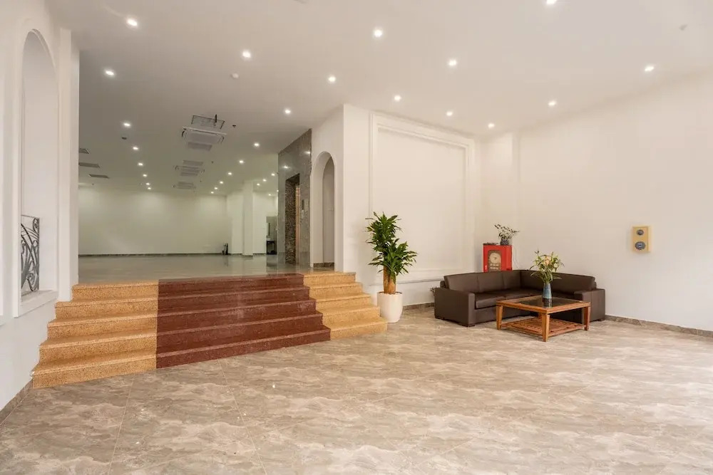 Granda Lake View Hotel & Apartment