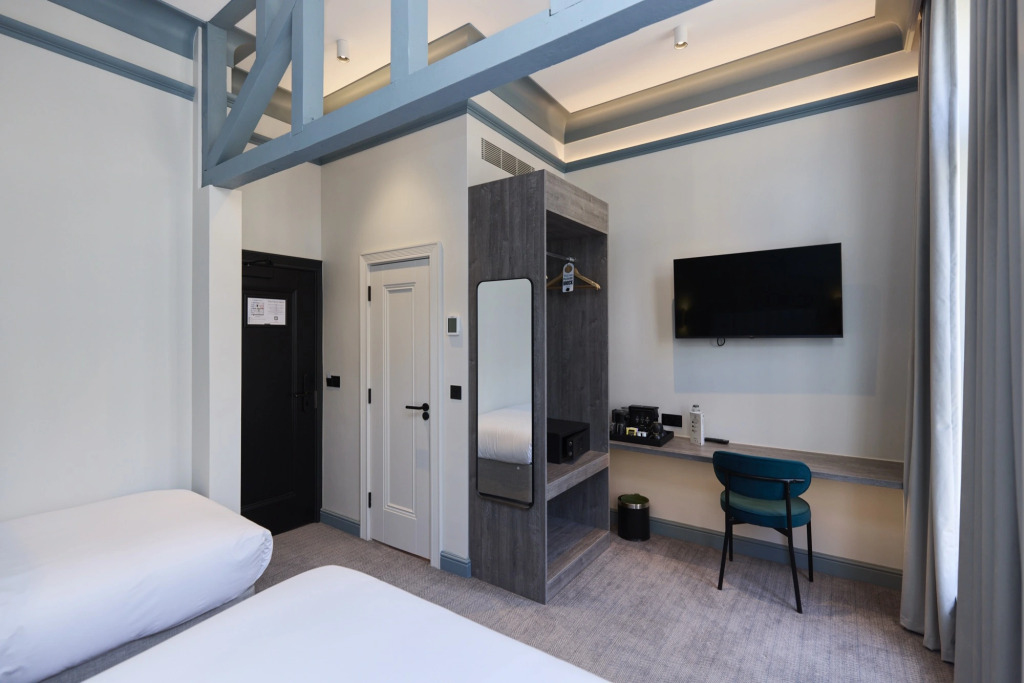 The Edwin Hotel