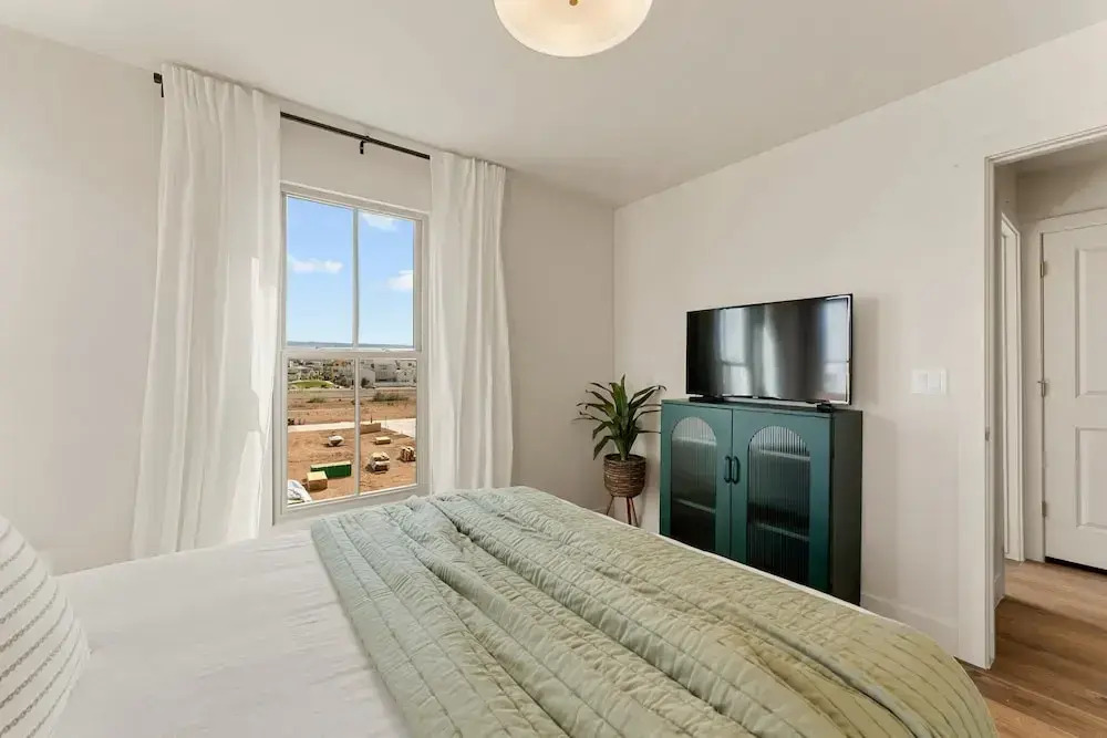 Alys At Desert Color 4 Bedroom Townhouse