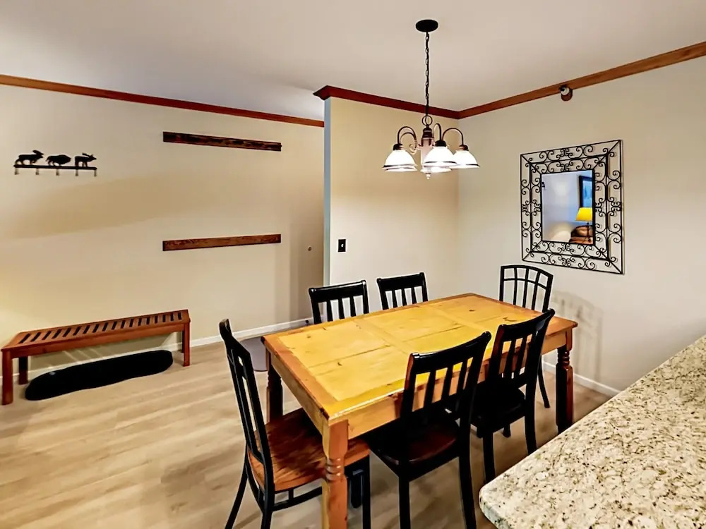 950 Park Avenue Condo #234 2 Bedrooms 2 Bathrooms Condo