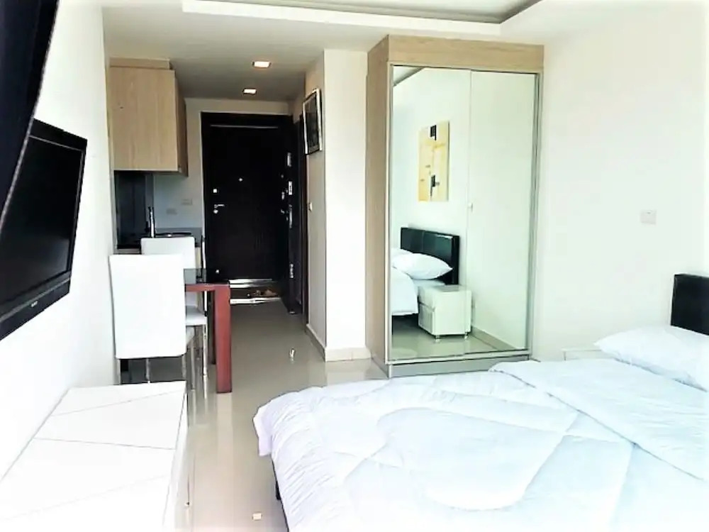 Top Floor Studio at Laguna Beach Resort - Maldives