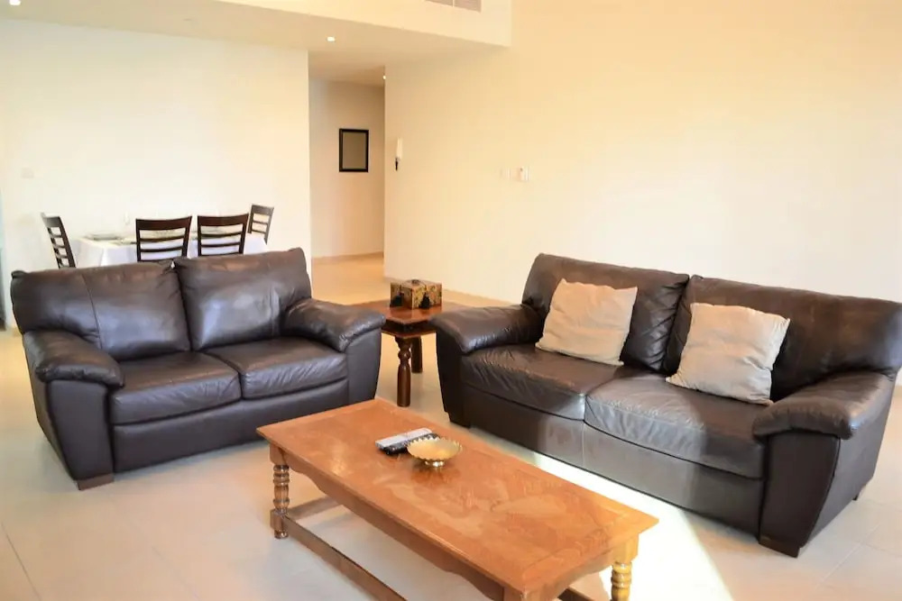 Large 1 Bed - Affordable fully furnished 1BR with balcony and a great marina view! - LSE