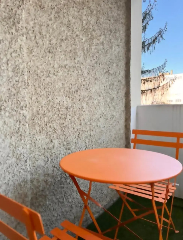 The Colored Cocoon aux Minimes ! parking ! 2 Balcons !