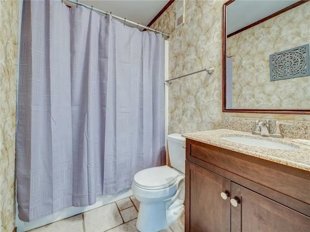 Beach & Tennis Admirals Row 440 - Two Bedroom Condo