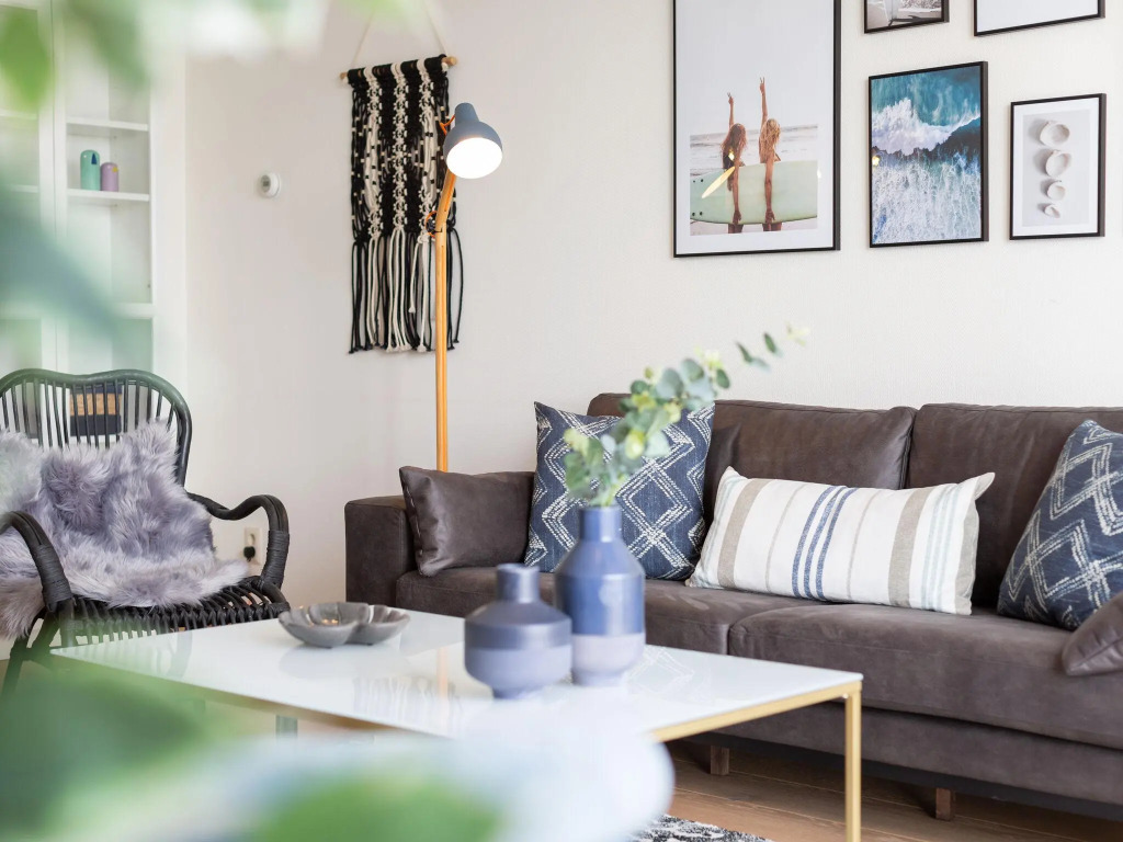 Attractive Apartment in Den Haag with Balcony near Beach