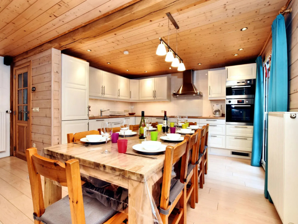 Luxurious chalet in Septon with sauna