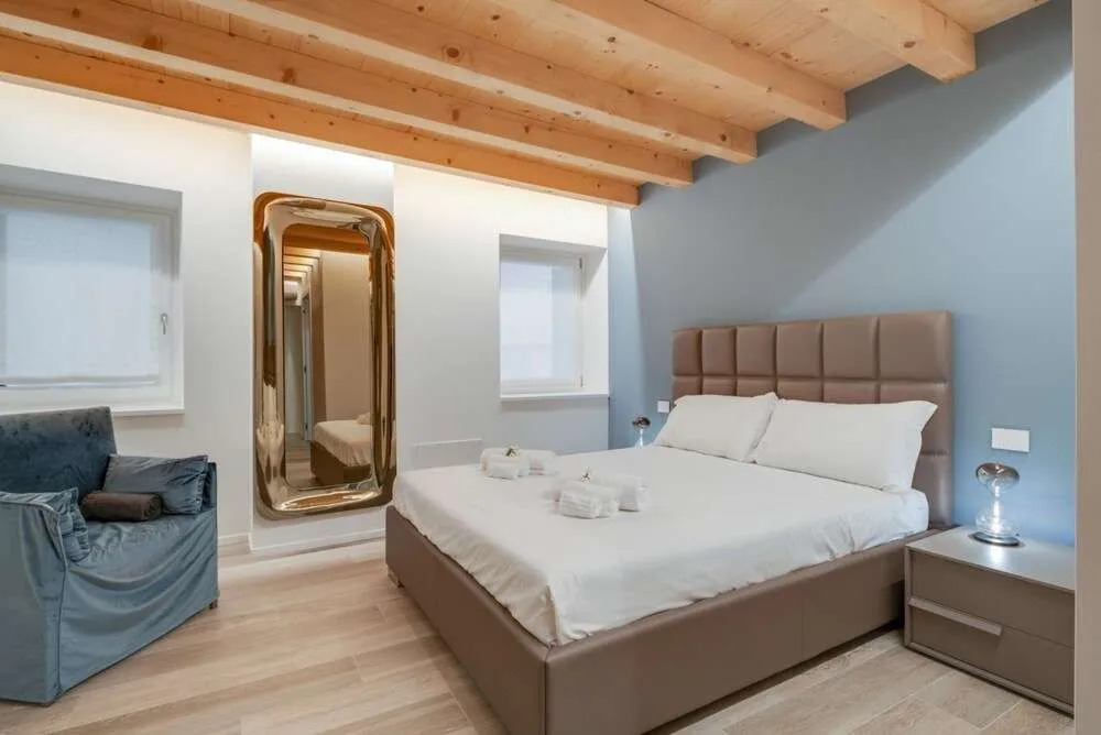 Luxury & Charming Piazzetta San Giorgio Apartments