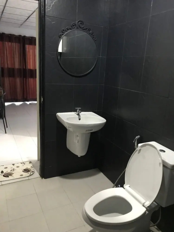 J Room Bangsaen
