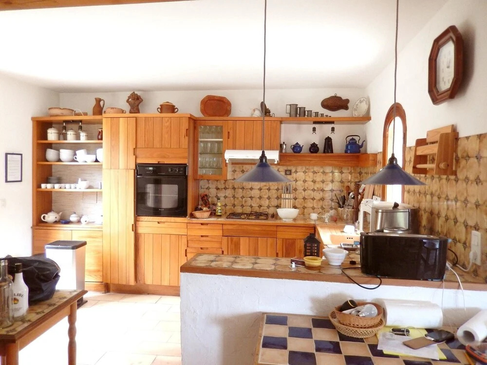 Villa With 5 Bedrooms in Lecci, With Wonderful sea View, Enclosed Gard