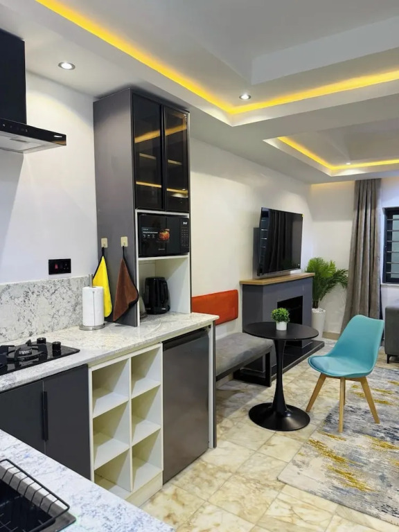 Red Box Apartment