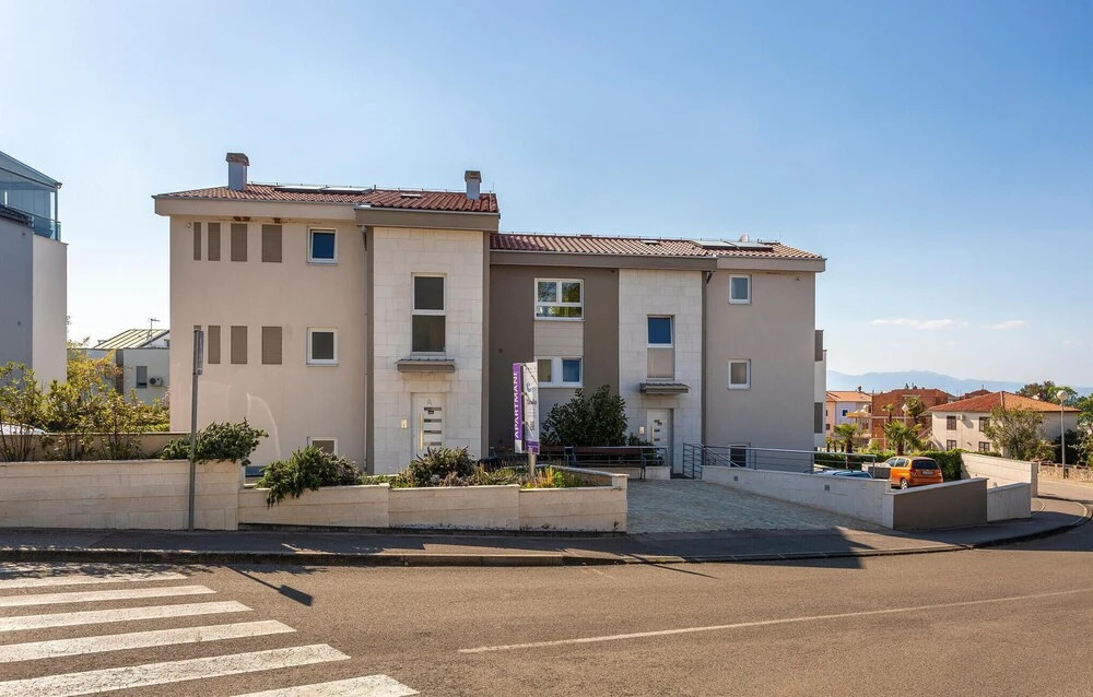 Amazing Apartment in Njivice With Wifi and 3 Bedrooms