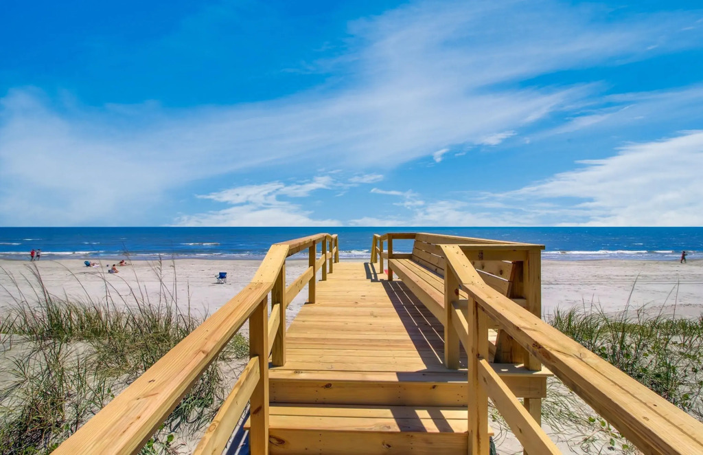 710 Ocean Boulevard Avantstay Oceanfront, Private Pool + Rooftop Deck