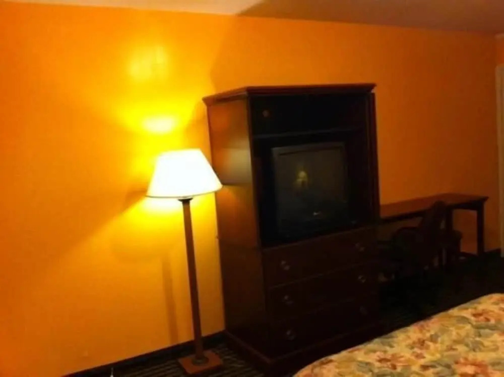 Ashford Motel