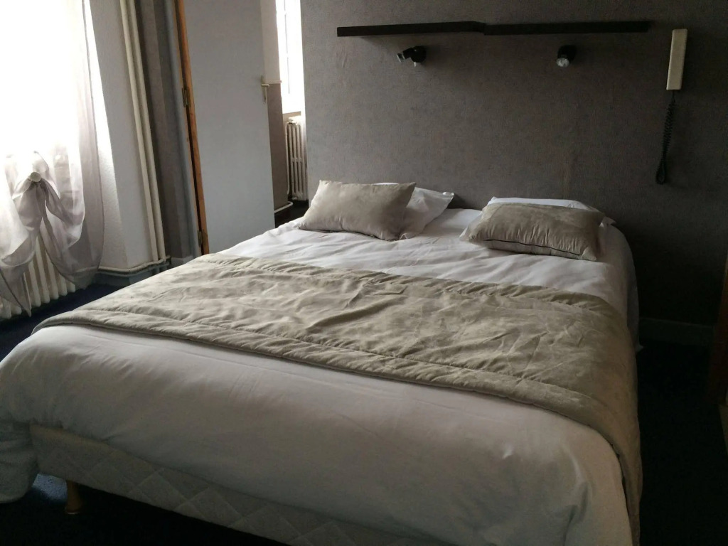 Au Royal Hotel