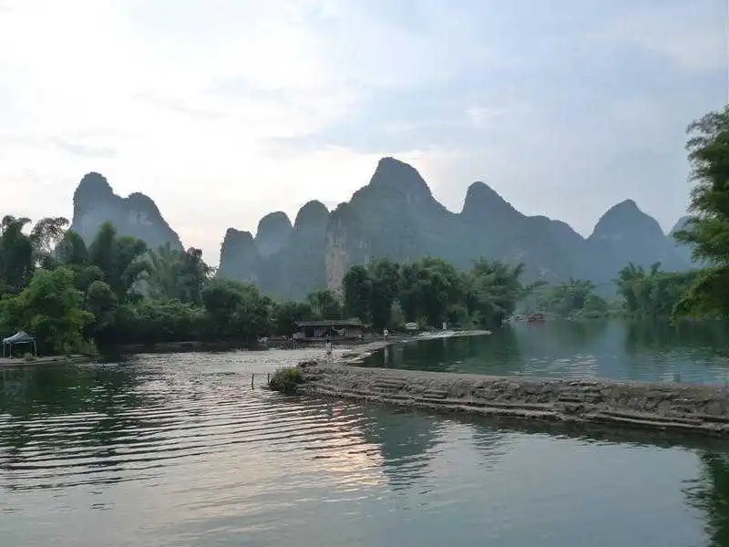 Yangshuo Dragon River Retreat