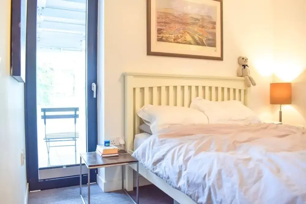 Riverside Apartment in South Chelsea