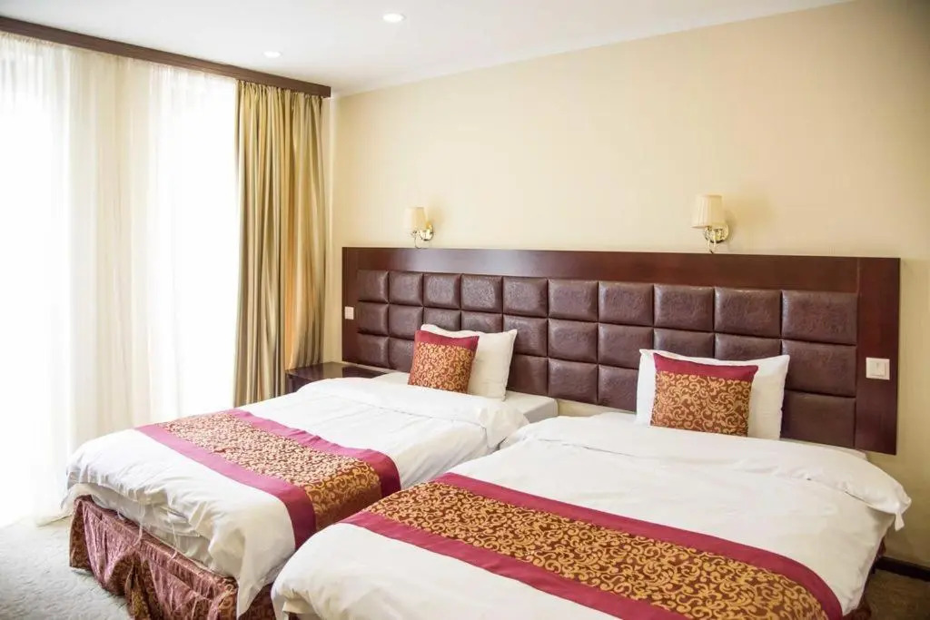 Mars Hotel 16 Vaja Pshavela Street
