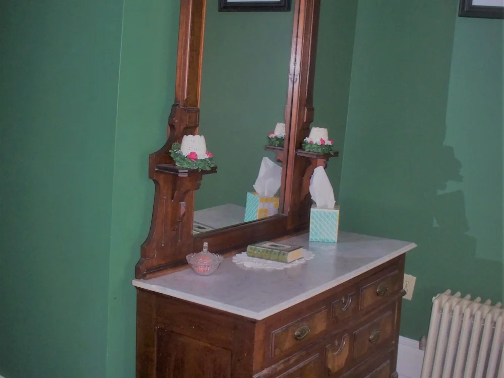 The Dominion House Bed & Breakfast