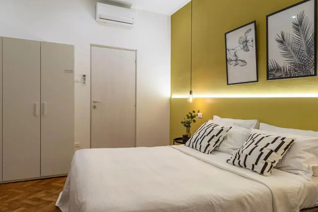 Brand new guest room with Wi-Fi in the city center