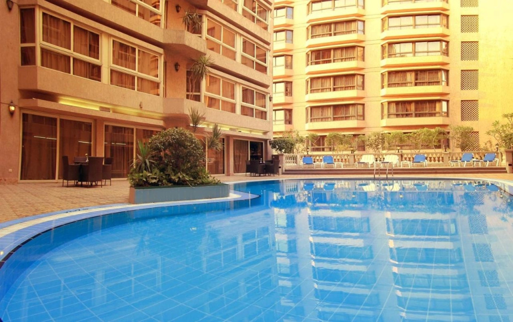 Отель Pyramisa Suites Cairo