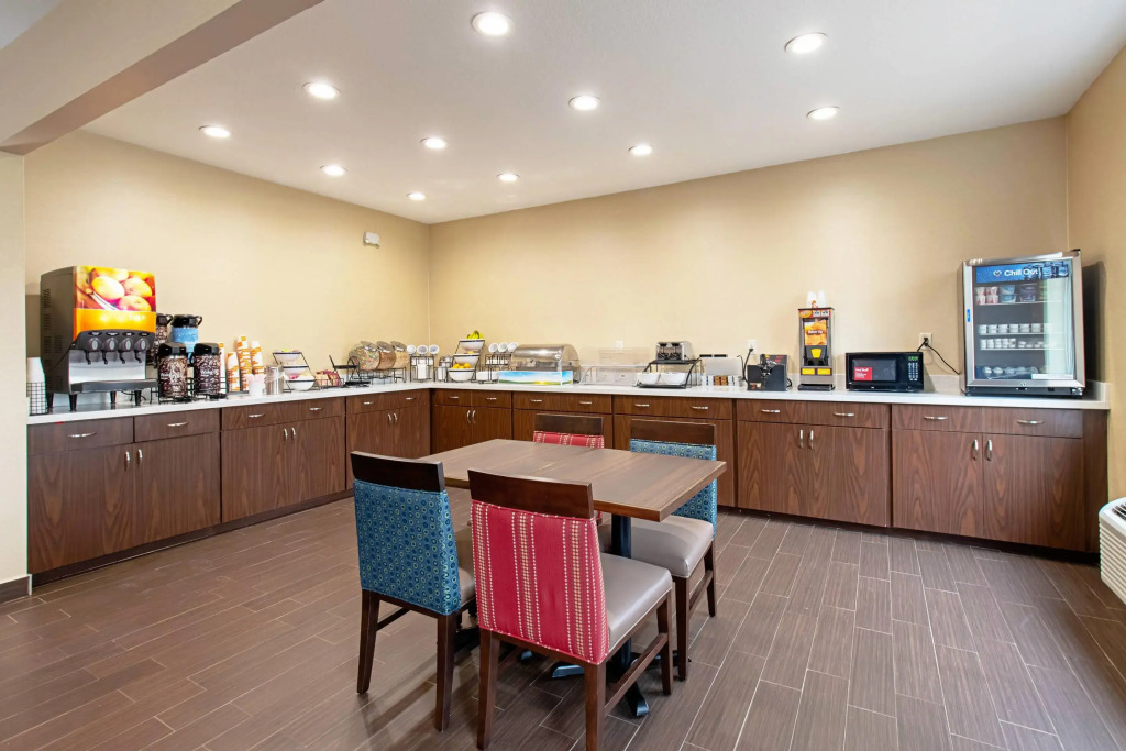 Comfort Inn & Suites Fredericksburg