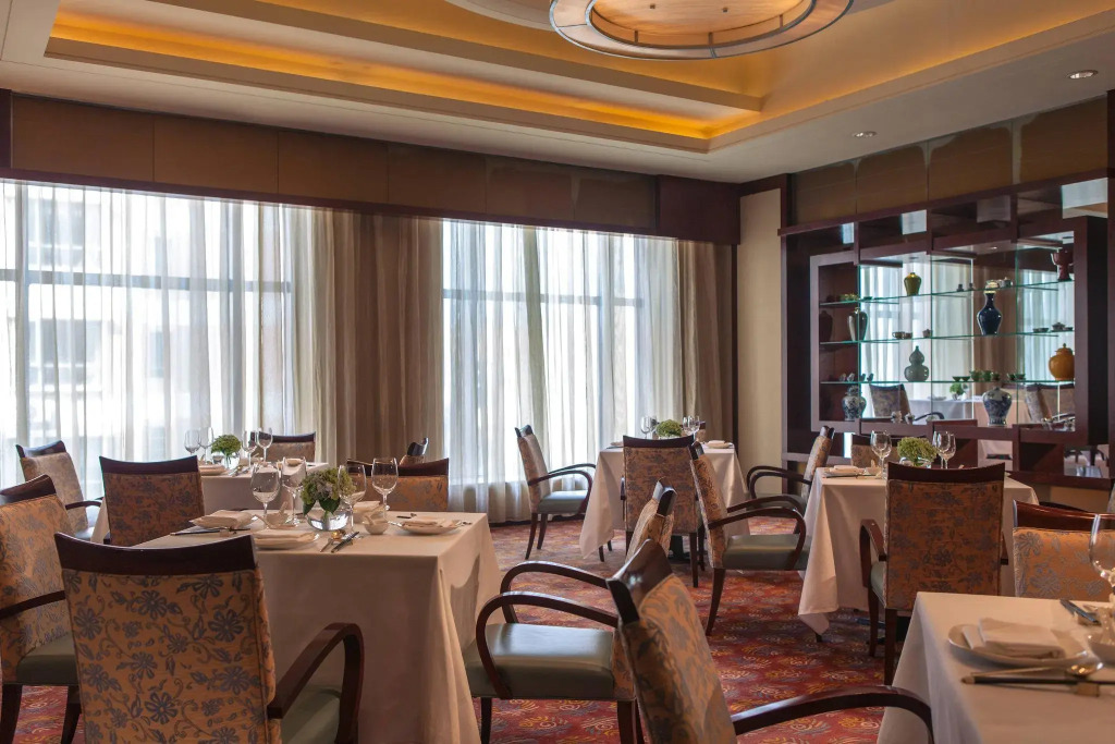 Renaissance Wuhan Hotel