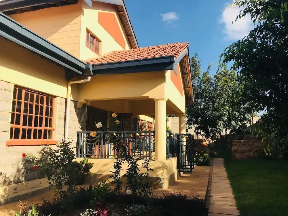 Jari Inn Bistro