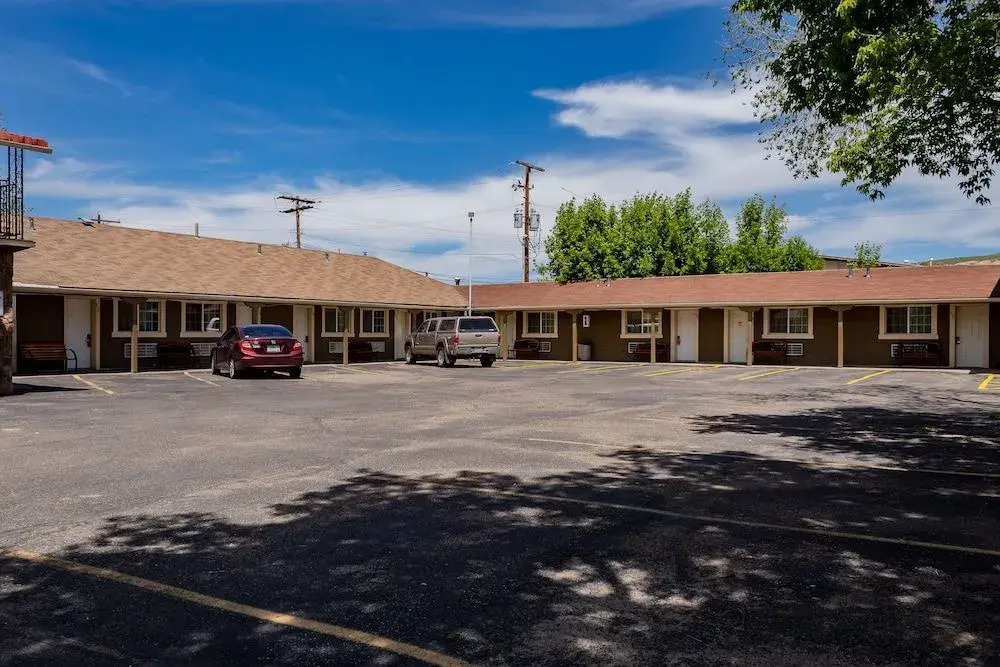 Elk Run Inn
