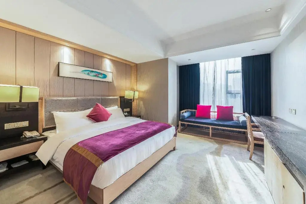 Rezen Kingtown Hotel (Chongqing Ranjiaba)
