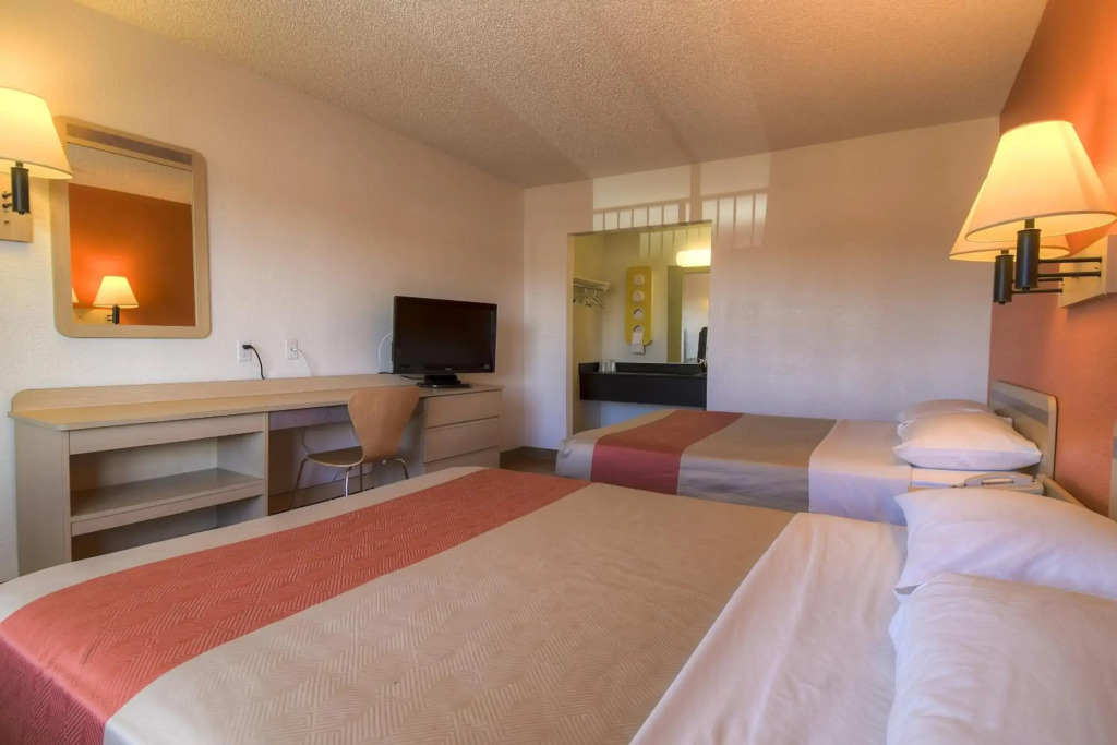 Motel 6 Las Vegas, NV - Boulder Highway