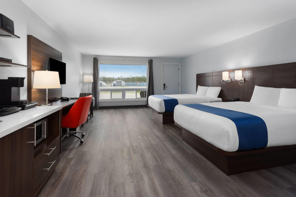 Travelodge by Wyndham Cochrane Ontario