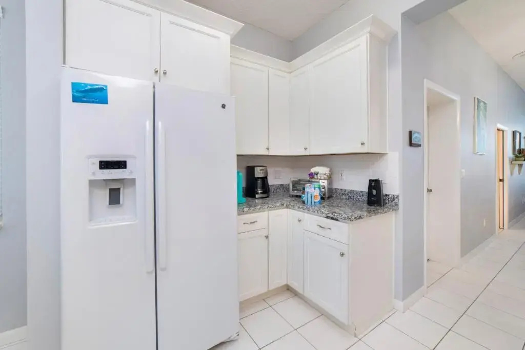 Luxury Ocean Blue beach house- 3 bed room Dog friendly