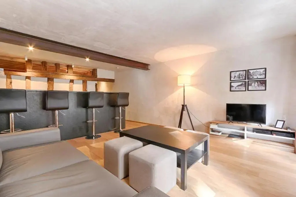 Luxurious & Design Flat 2BR/8P- Boulevard Saint Germain