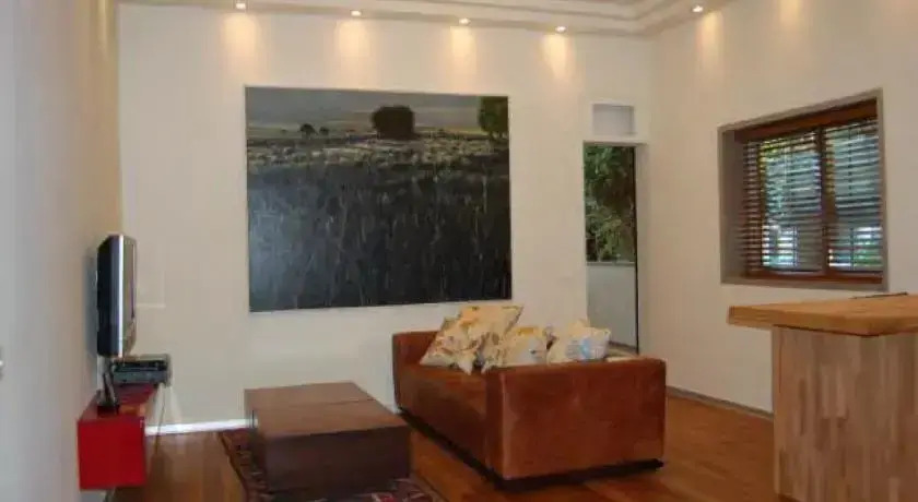 Ziv Apartments - Shtand 19